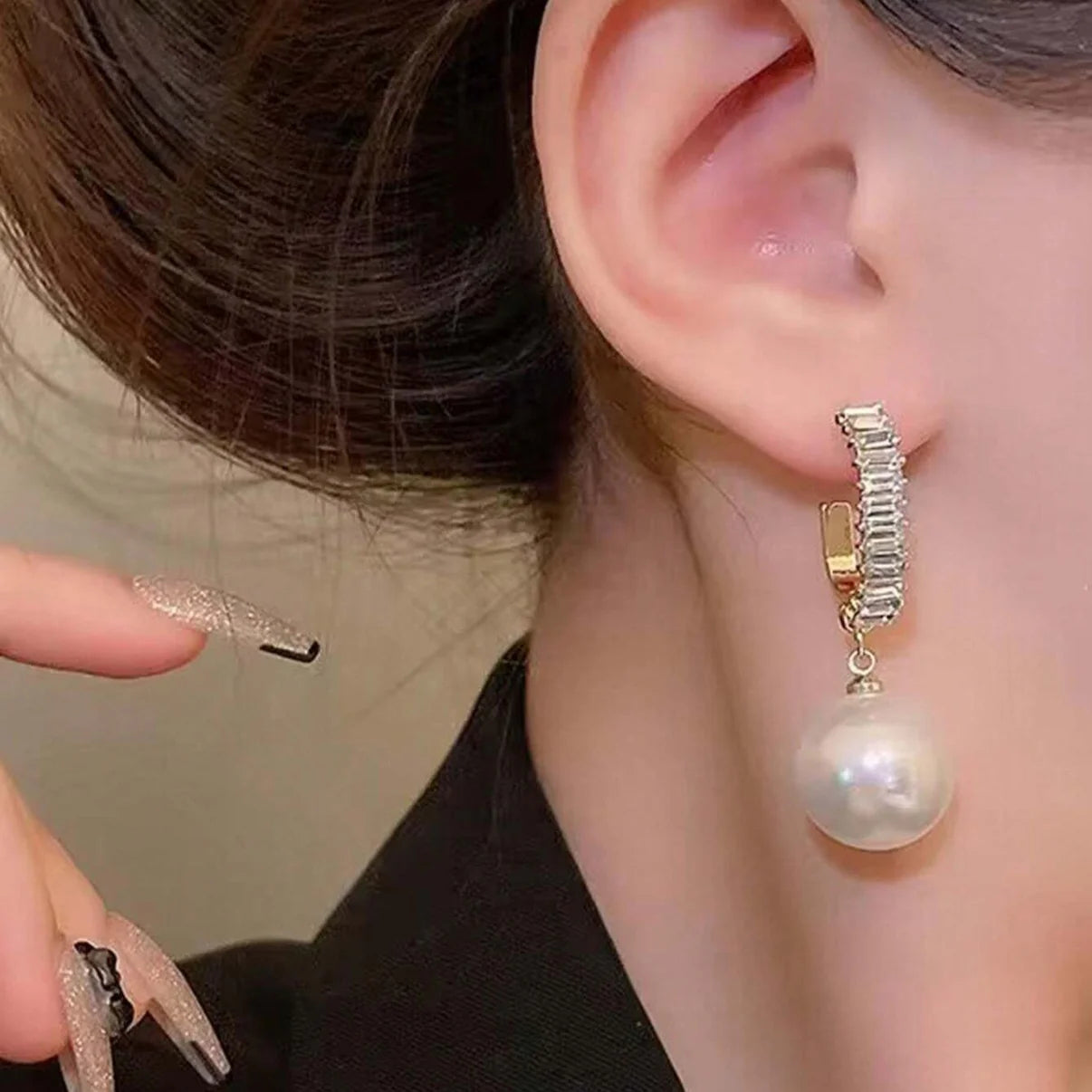 Pearl Minimalist Earrings