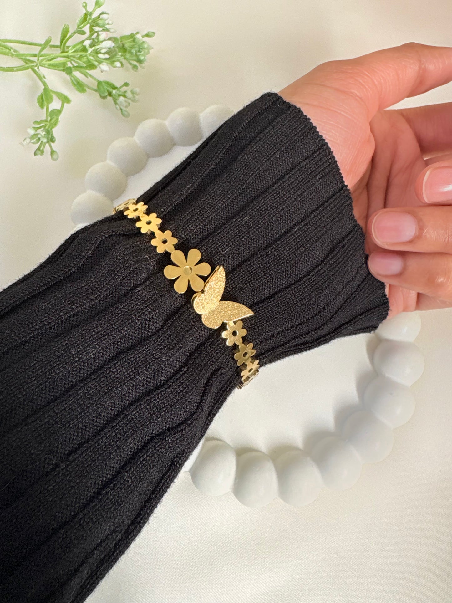 Trendy Flower & Butterfly Spring Bracelet