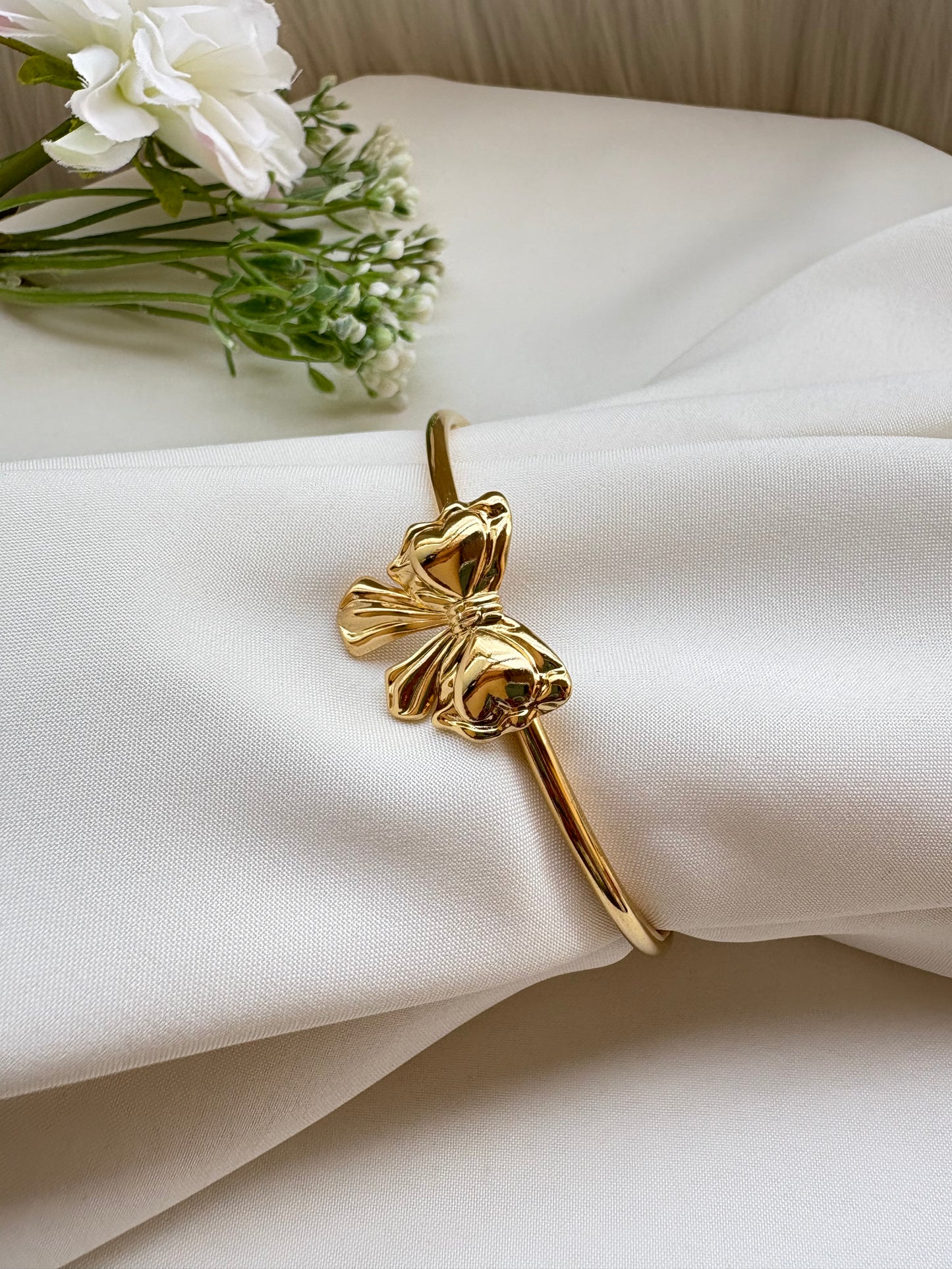 Trendy Cuff Bow Bracelet