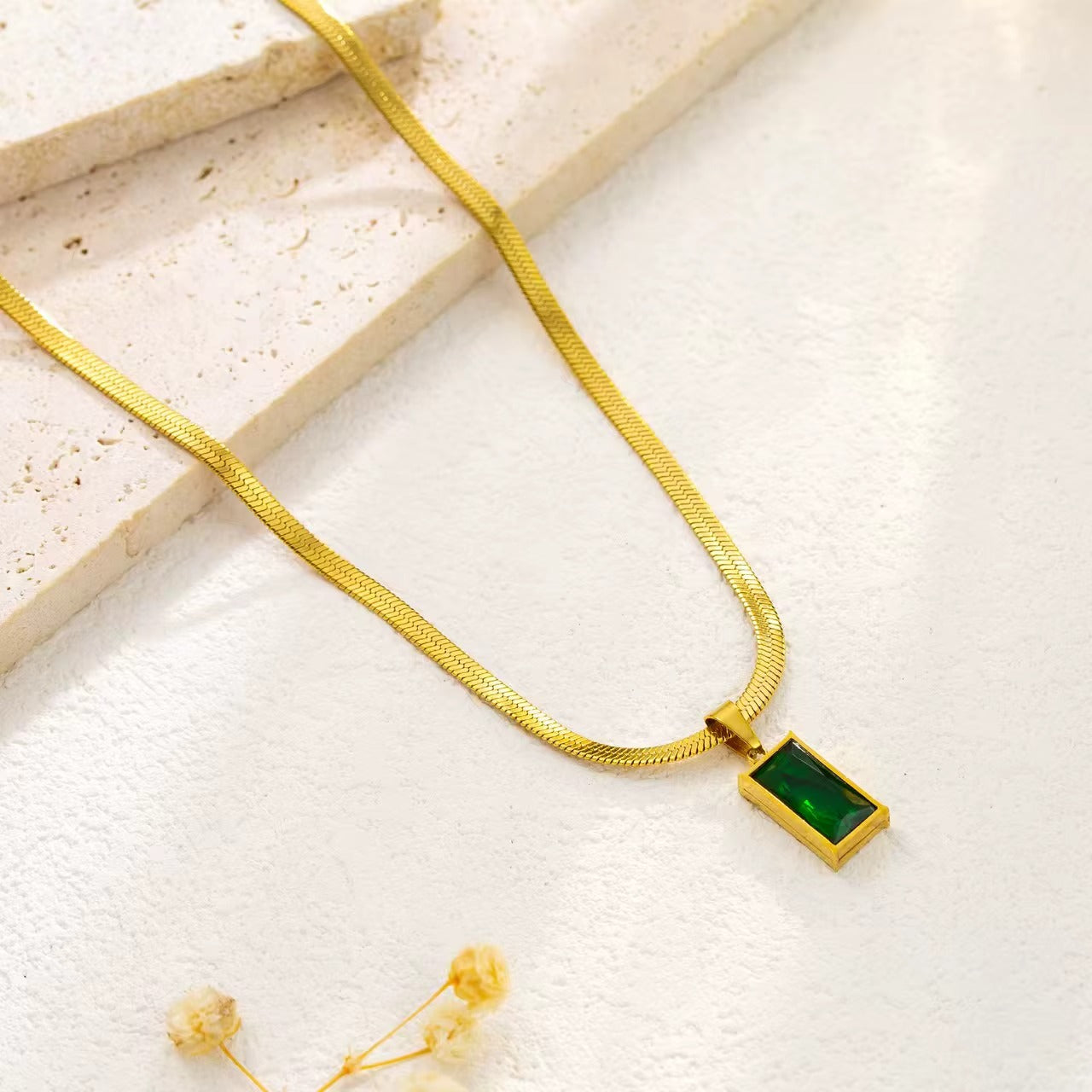 Golden Emerald Green Rectangular Pendant Necklace