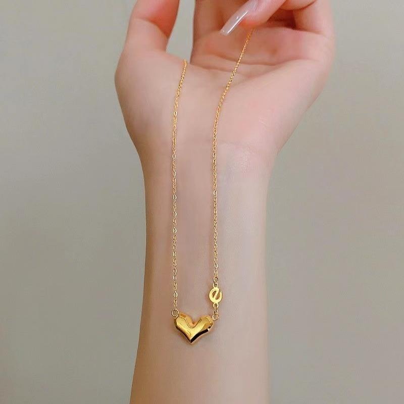 Luxury Gold Chain Women Heart Necklace