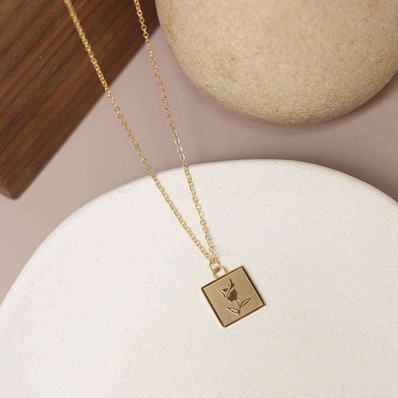 Minimalist Gold Floral Square Pendant Necklace