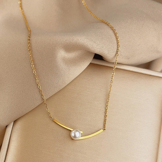 Golden Bar Pearl Pendant Necklace
