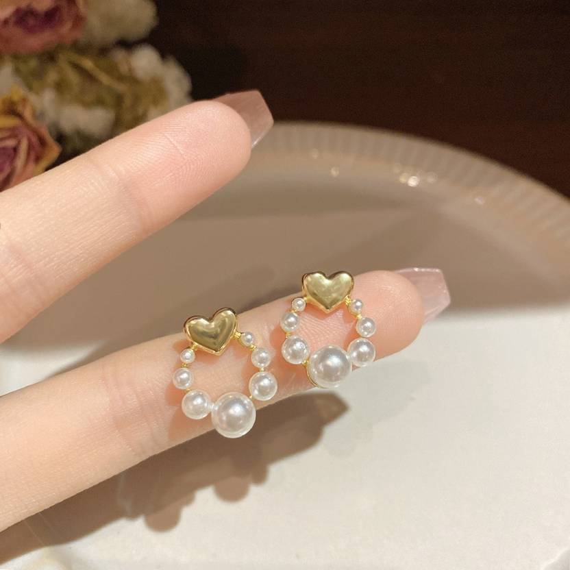 Cute Pearl Circle Earrings