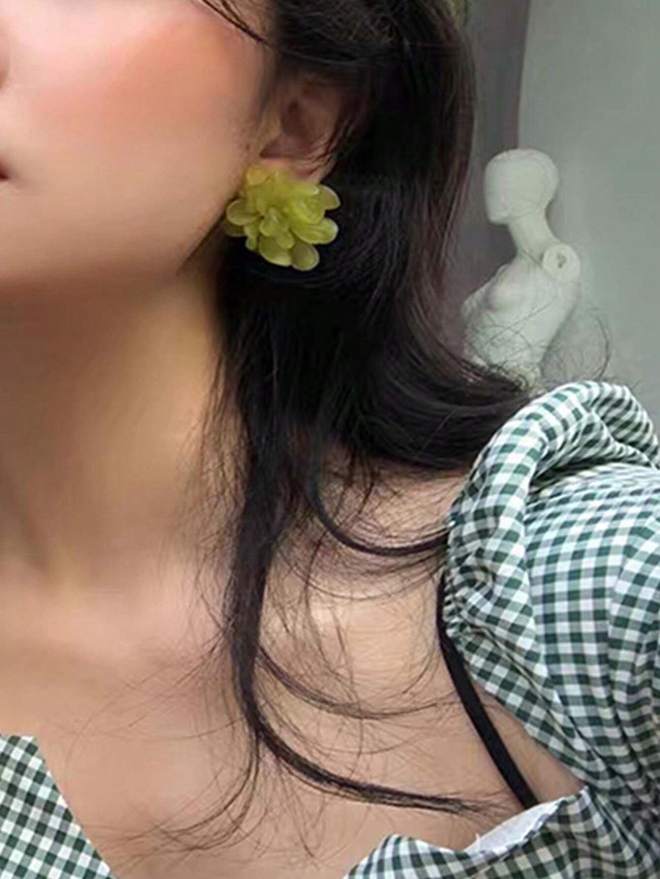 ( Pack Of 2 ) Forest Style Acrylic Flower Earrings