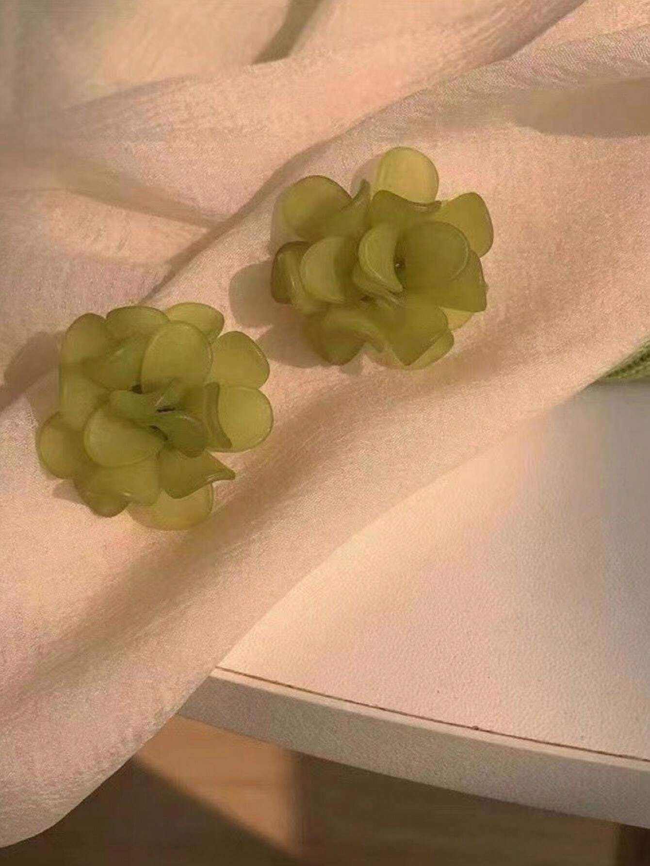 ( Pack Of 2 ) Forest Style Acrylic Flower Earrings