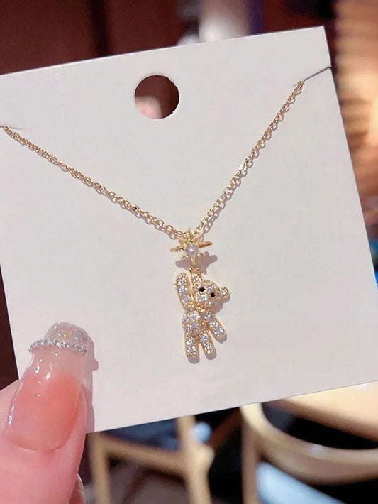 Luxury Exquisite Diamond Bear Pendant Necklace