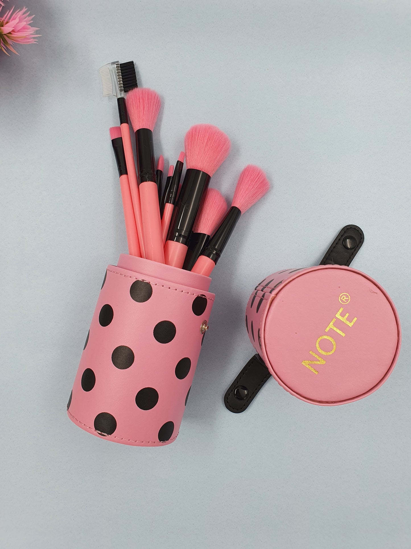 Stily Makeup Brush Set With Storage Barrel - Pack of 12 (Pink)