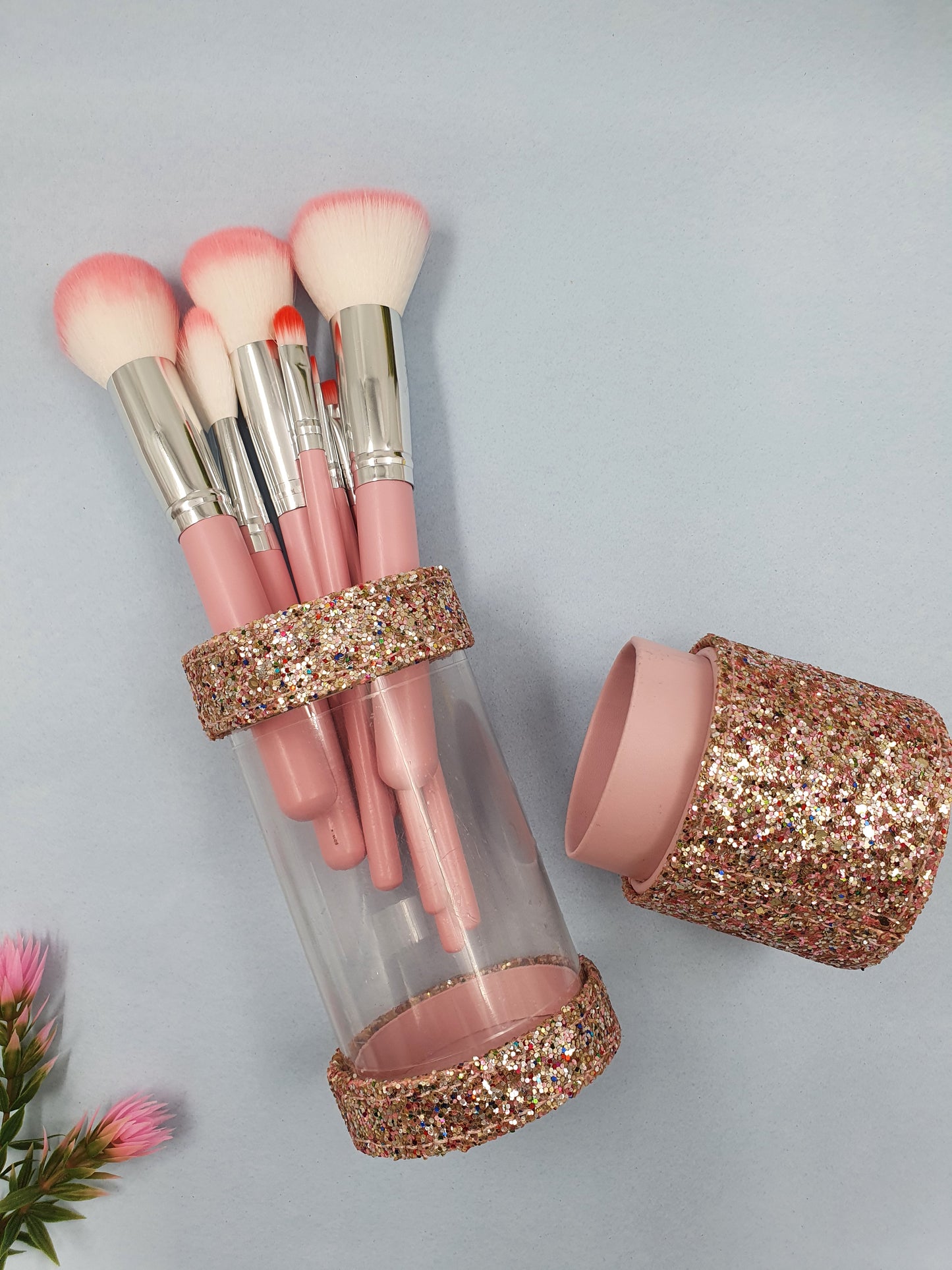 Stily Makeup Brush Set With Storage Barrel - Pack of 8 (Pink)