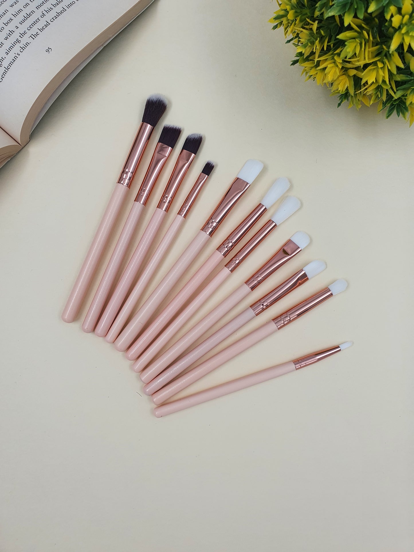 Stily Makeup Brush Set - Pack of 11
