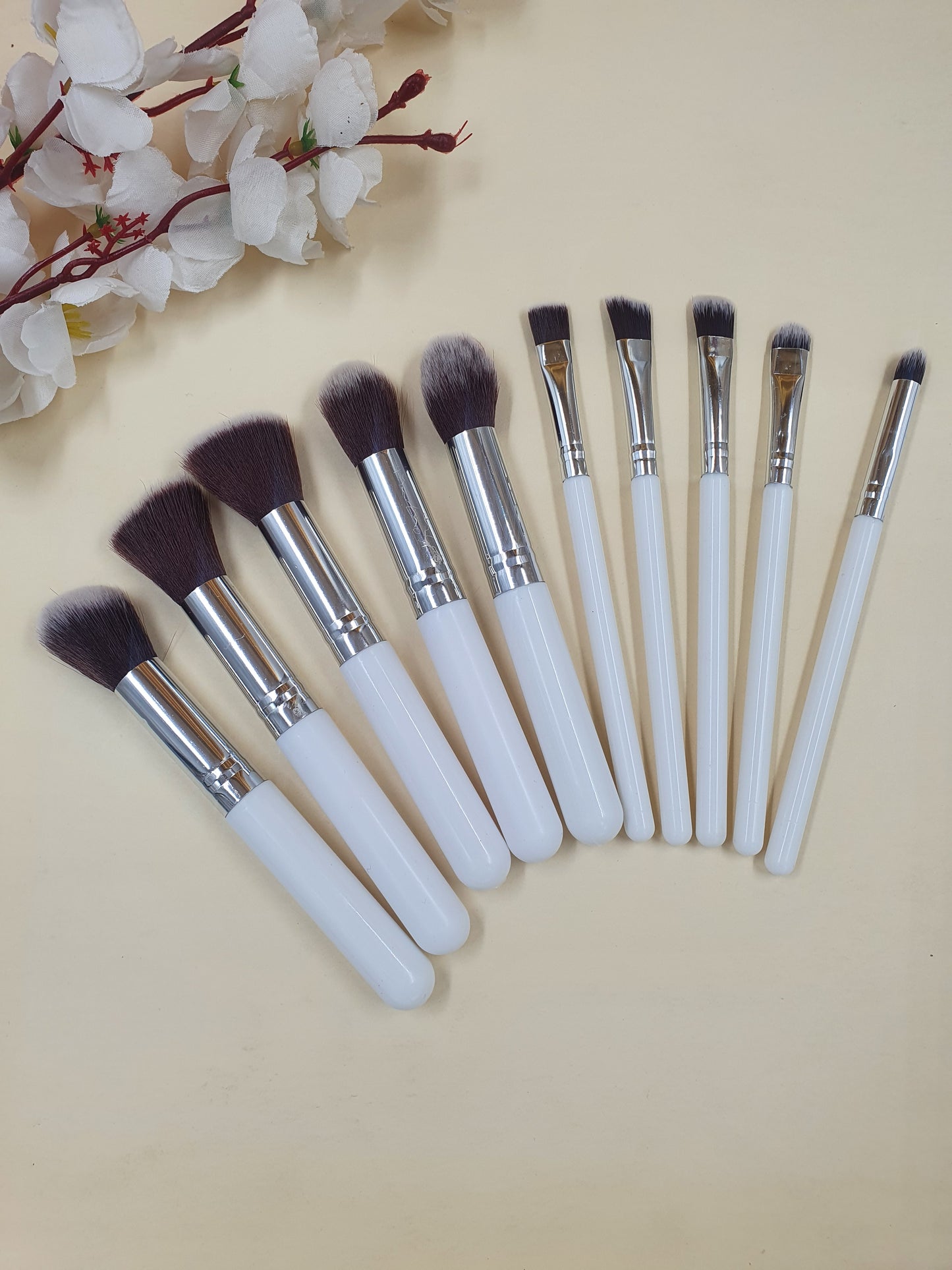 Stily Makeup Brush Set - Pack of 10