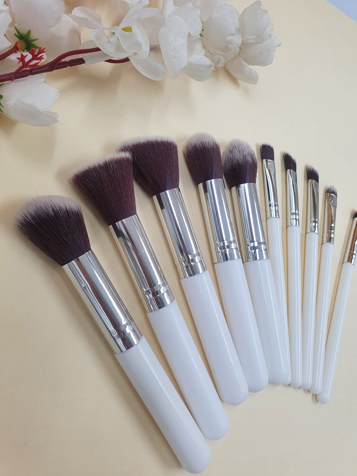 Stily Makeup Brush Set - Pack of 10