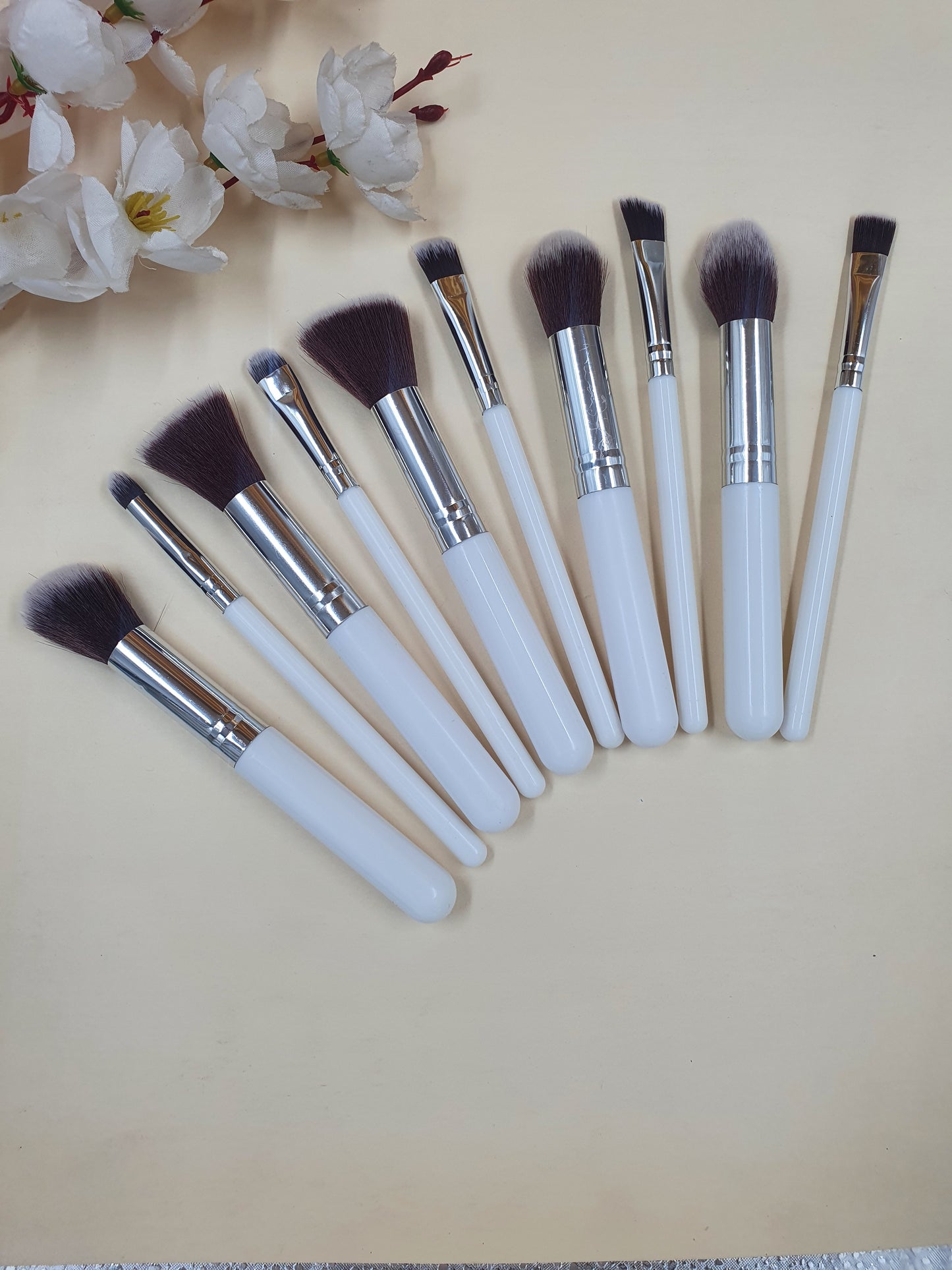 Stily Makeup Brush Set - Pack of 10