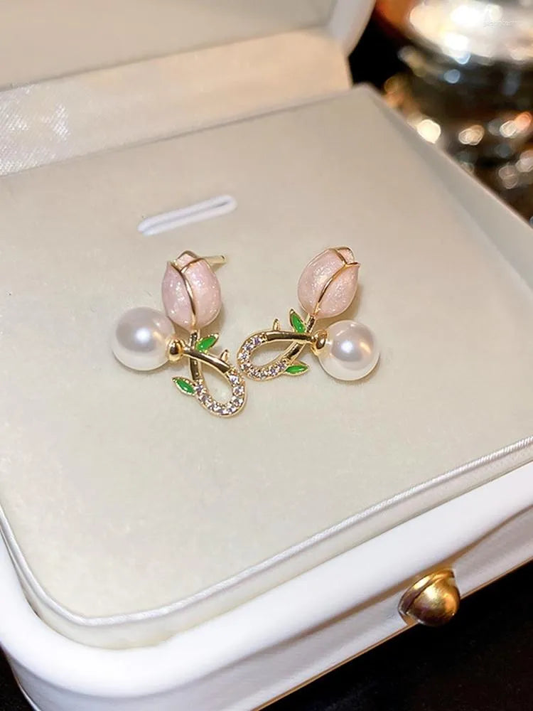 Gold-Plated Contemporary Studs Earring