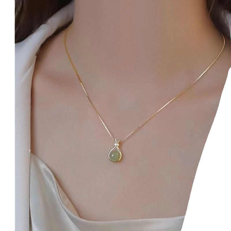 Sophisticated Gold-Plated Pendant Necklace with Gemstone Accent