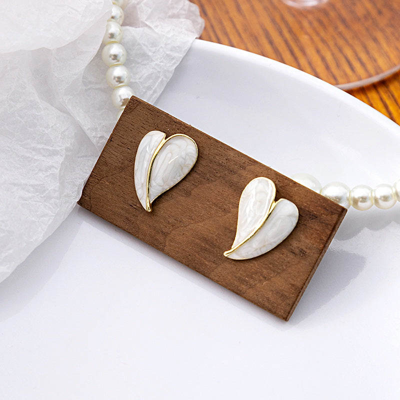 Heart Shape Minimal Stud Earrings