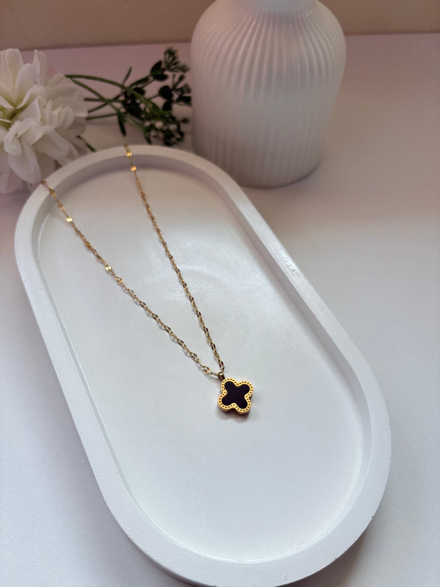 Dual-Side Clover Pendant Necklace