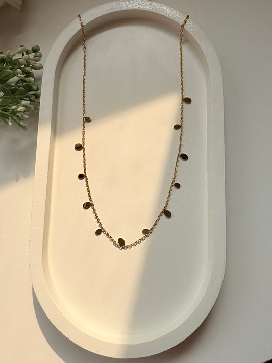 Minimalist Gold Droplet Necklace