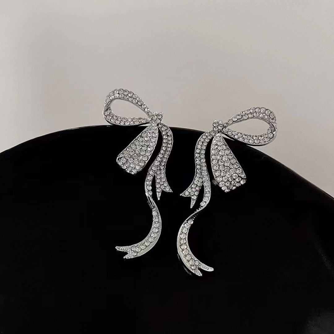 Rhinstone Ribbon Like Bow Earrings