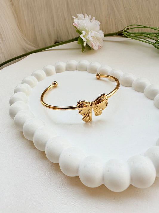 Trendy Cuff Bow Bracelet