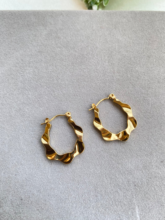 Lyla Hoops Earrings