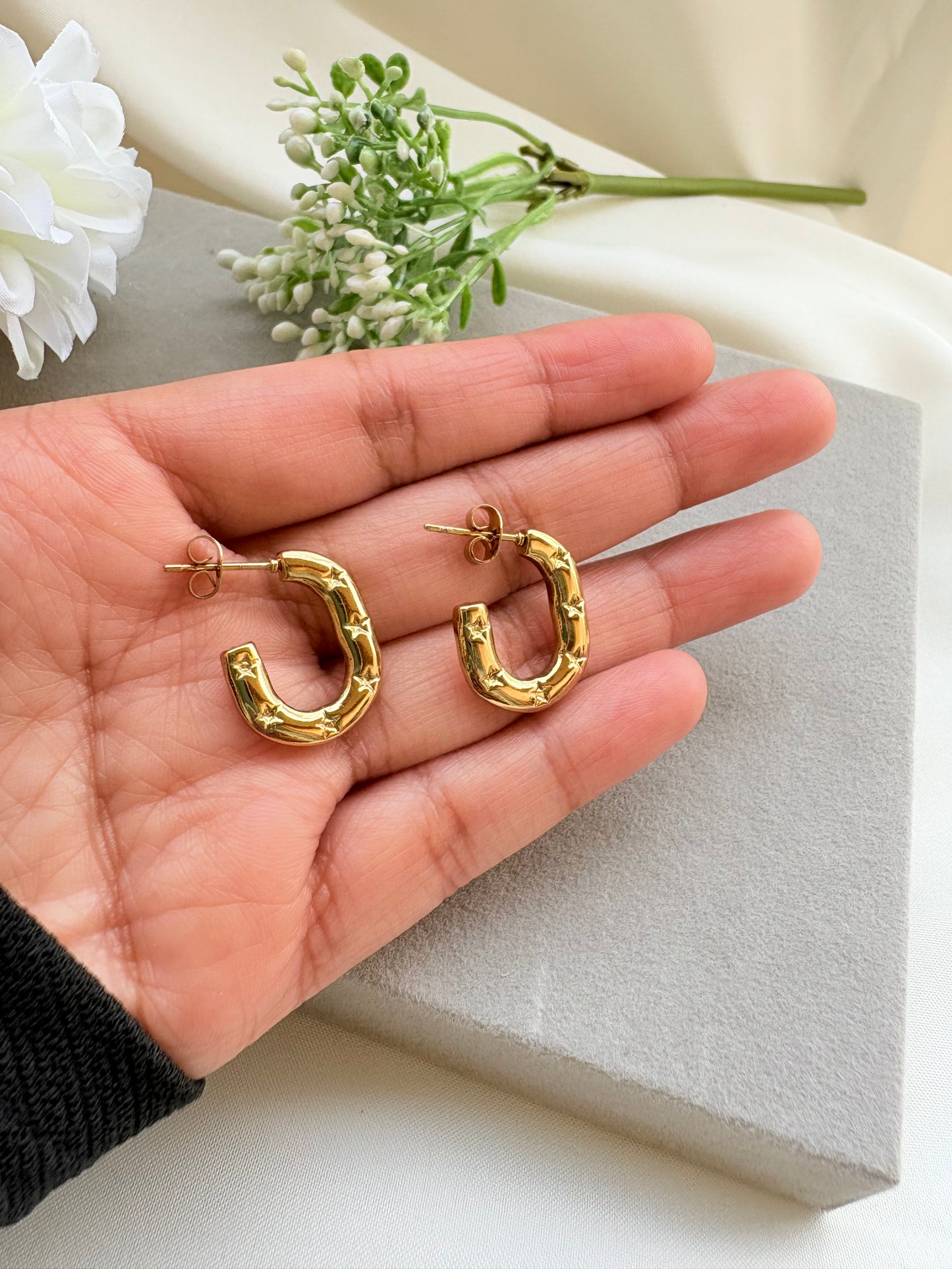 Moonbean Hoop Earrings - Anti-Tarnish