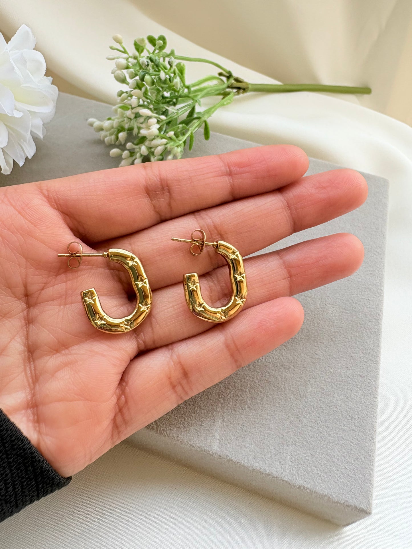 Moonbean Hoop Earrings - Anti-Tarnish