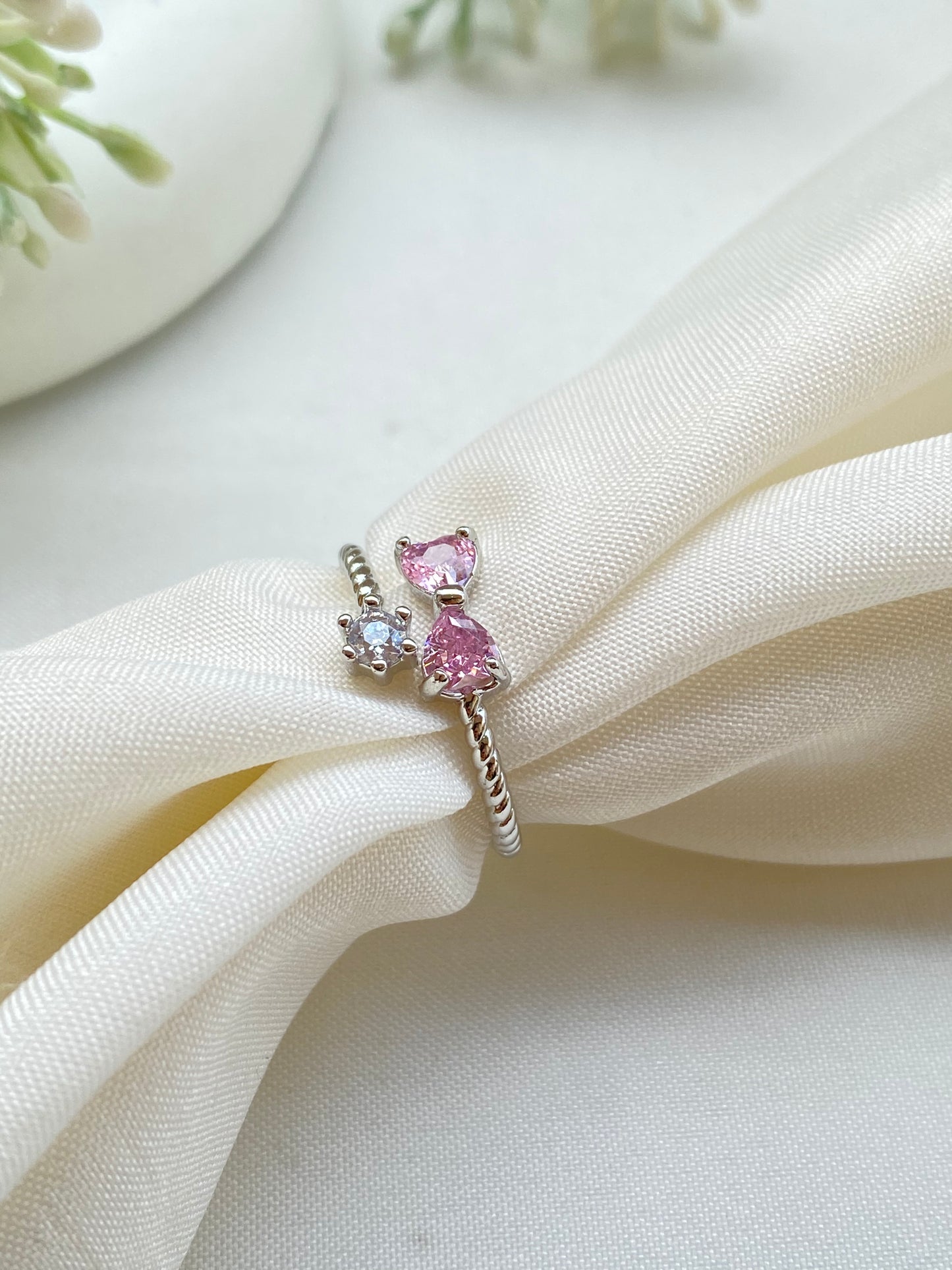 Silver Plated Pink Stone Bow Finger Ring