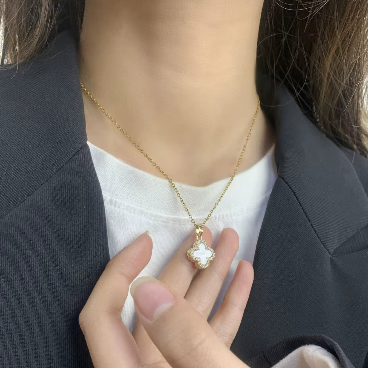 Dual-Side Clover Pendant Necklace