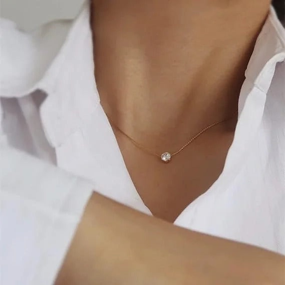 Minimal Necklace Dimond Stone Look Stunning