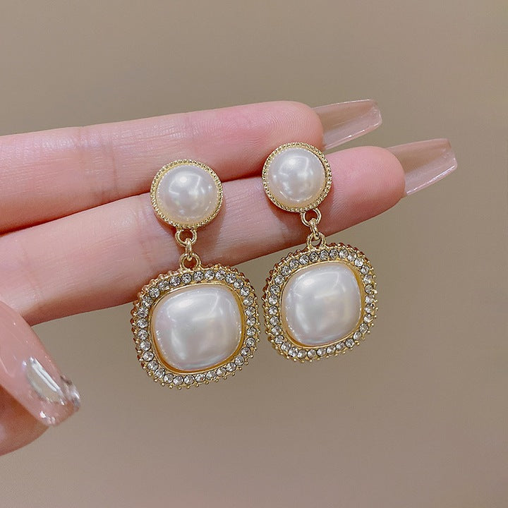 Pearl Squar Drop Earrings