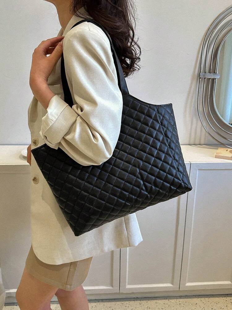 Quilted Detail Tote Bag With A detachable Strap